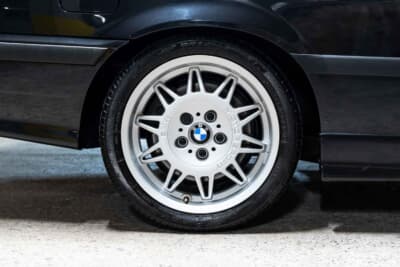 8万6250ポンド（邦貨換算約1274万円）で落札されたBMW E36型「M3」（C）Bonhams