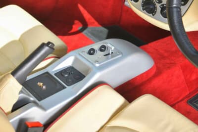 5万5200ポンド（邦貨換算1115万円）で落札されたフェラーリ「360モデナ」（C）Bonhams