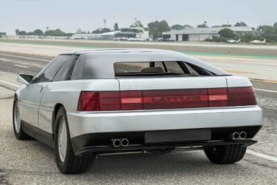 価格応談で現在も販売中のロータス「エトナ」(C)Courtesy of Broad Arrow