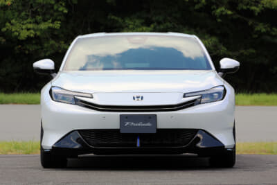 6代目プレリュード：全長✕全幅✕全高=4520✕1880✕1355mm、車重=1460kg