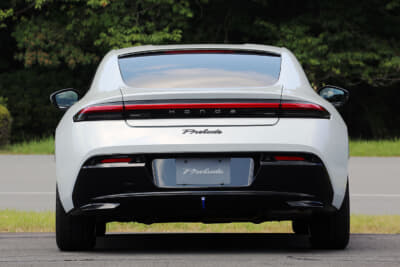 6代目プレリュード：全長✕全幅✕全高=4520✕1880✕1355mm、車重=1460kg