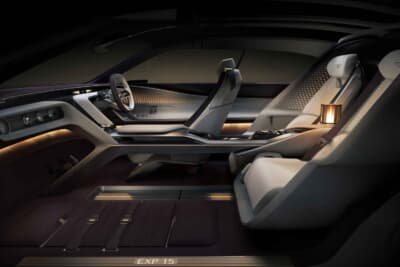 ベントレーEXP 15デザインビジョンコンセプト：画期的な３シーター・３ドアのパッケージ