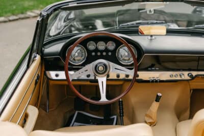 43万2500英ポンド（邦貨換算約8530万円）で落札されたマセラティ「3500GTスパイダー」（C）Courtesy of RM Sotheby's