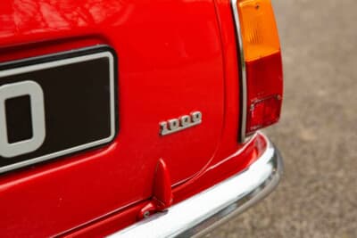 1万1500英ポンド(邦貨換算約230万円)で落札されたオースティン「ミニ1000」(C)Courtesy of RM Sotheby's