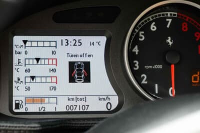 8万500スイスフラン（邦貨換算約1490万円）で落札されたフェラーリ「612スカリエッティ」（C）Bonhams