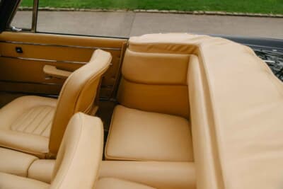 43万2500英ポンド（邦貨換算約8530万円）で落札されたマセラティ「3500GTスパイダー」（C）Courtesy of RM Sotheby's