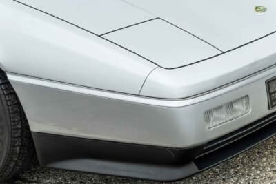 価格応談で現在も販売中のロータス「エトナ」(C)Courtesy of Broad Arrow