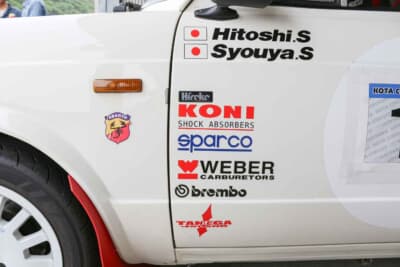 アウトビアンキ A112アバルト：ステッカーの貼り方もセンスがいい。どの部分を見てもレーシーだ