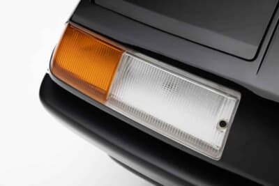 18万4800ドル（邦貨換算約2720万円）で落札されたフェラーリ「400i」（C）Courtesy of RM Sotheby's