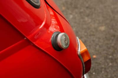 1万1500英ポンド(邦貨換算約230万円)で落札されたオースティン「ミニ1000」(C)Courtesy of RM Sotheby's