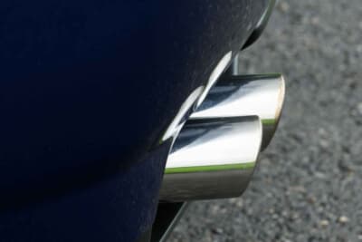 8万500スイスフラン（邦貨換算約1490万円）で落札されたフェラーリ「612スカリエッティ」（C）Bonhams