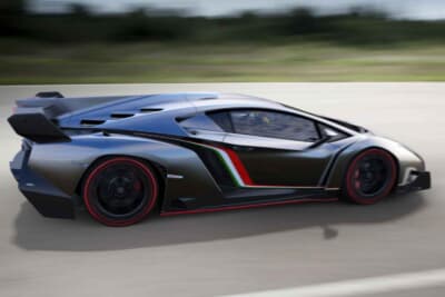 ランボルギーニ・ヴェネーノ：7速AT搭載で552kw/690Nmを発揮