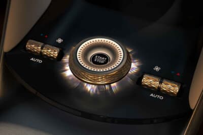 ベントレーEXP 15デザインビジョンコンセプト：ベントレーならではのキルティングデザインを散りばめた操作系