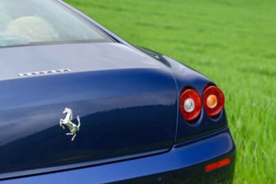 8万500スイスフラン（邦貨換算約1490万円）で落札されたフェラーリ「612スカリエッティ」（C）Bonhams