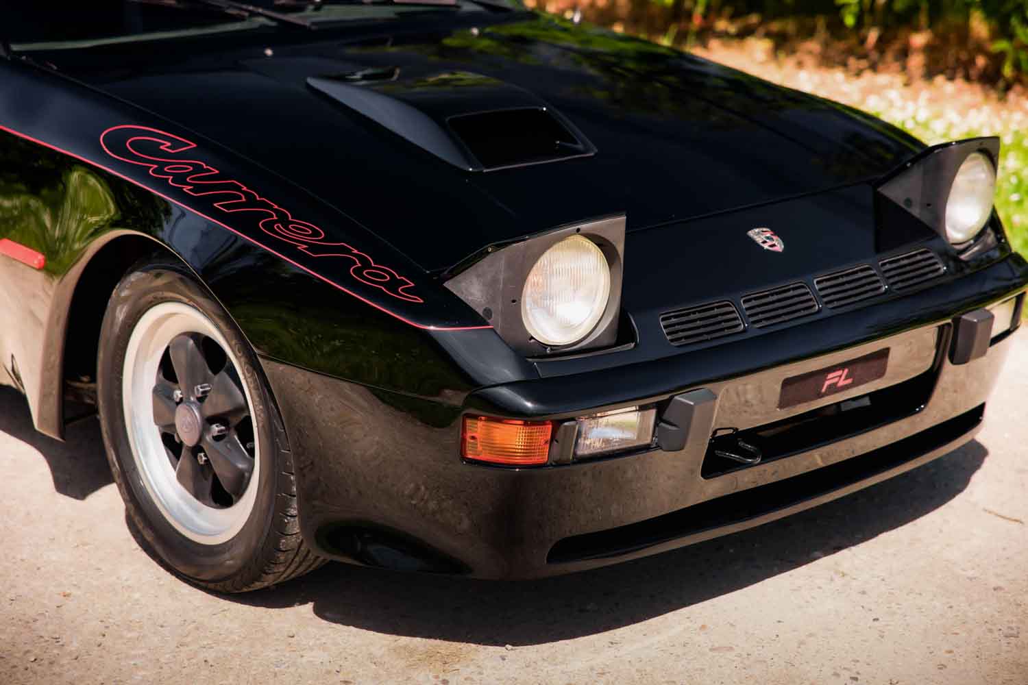 28_AMW_250801_Porsche-924-