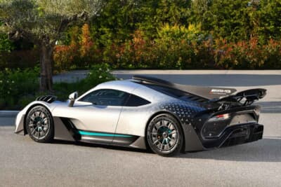 245万6600ポンド（邦貨換算約3億6000万円）で落札されたメルセデス「AMG ONE」（C）Bonhams