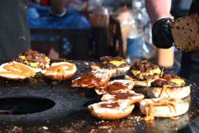 バーガーは人気なのか、幾つものお店がありました