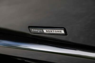  55万5000ドル（邦貨換算約8168万円）で落札されたランボルギーニ「カウンタック 25thアニバーサリー」（C）Courtesy of RM Sotheby's