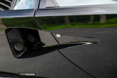  55万5000ドル（邦貨換算約8168万円）で落札されたランボルギーニ「カウンタック 25thアニバーサリー」（C）Courtesy of RM Sotheby's