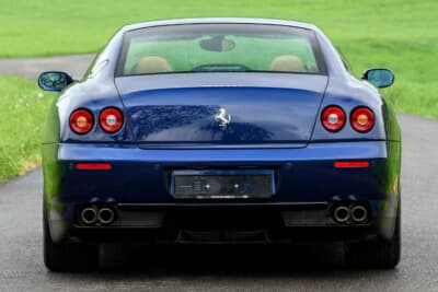 8万500スイスフラン（邦貨換算約1490万円）で落札されたフェラーリ「612スカリエッティ」（C）Bonhams