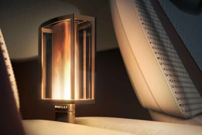 ベントレーEXP 15デザインビジョンコンセプト：雰囲気のあるランプがキャビンを照らす