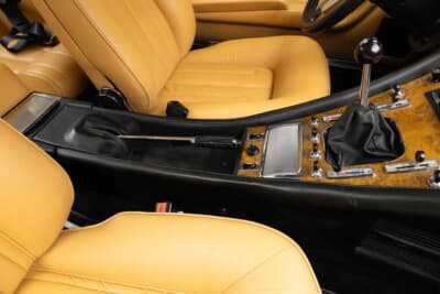 18万4800ドル（邦貨換算約2720万円）で落札されたフェラーリ「400i」（C）Courtesy of RM Sotheby's