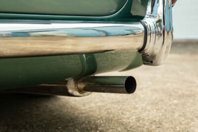 42万1250英ポンド(邦貨換算約8380万円)で落札されたアストンマーティン「DB4 プロトタイプ」(C)Courtesy of RM Sotheby's