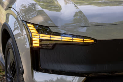 EX30 Cross Country Ultra Twin Motor Performance:ウインカー