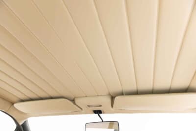 18万4800ドル（邦貨換算約2720万円）で落札されたフェラーリ「400i」（C）Courtesy of RM Sotheby's