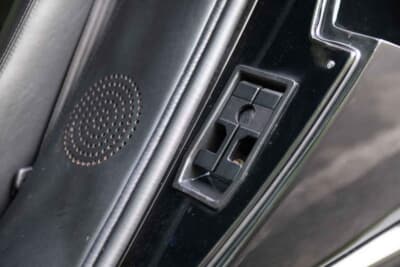  55万5000ドル（邦貨換算約8168万円）で落札されたランボルギーニ「カウンタック 25thアニバーサリー」（C）Courtesy of RM Sotheby's