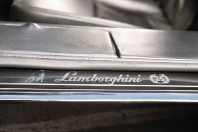  55万5000ドル（邦貨換算約8168万円）で落札されたランボルギーニ「カウンタック 25thアニバーサリー」（C）Courtesy of RM Sotheby's