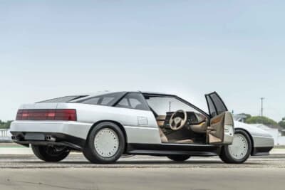 価格応談で現在も販売中のロータス「エトナ」(C)Courtesy of Broad Arrow