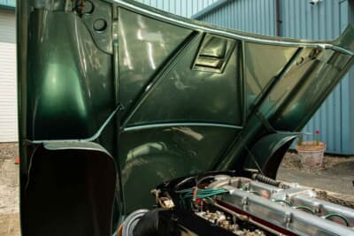 42万1250英ポンド(邦貨換算約8380万円)で落札されたアストンマーティン「DB4 プロトタイプ」(C)Courtesy of RM Sotheby's