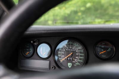  55万5000ドル（邦貨換算約8168万円）で落札されたランボルギーニ「カウンタック 25thアニバーサリー」（C）Courtesy of RM Sotheby's