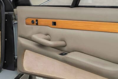 価格応談で現在も販売中のロータス「エトナ」(C)Courtesy of Broad Arrow