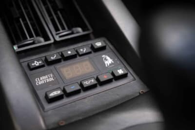  55万5000ドル（邦貨換算約8168万円）で落札されたランボルギーニ「カウンタック 25thアニバーサリー」（C）Courtesy of RM Sotheby's