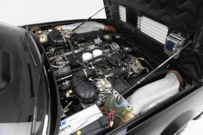 18万4800ドル（邦貨換算約2720万円）で落札されたフェラーリ「400i」（C）Courtesy of RM Sotheby's