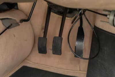 価格応談で現在も販売中のロータス「エトナ」(C)Courtesy of Broad Arrow