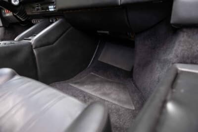  55万5000ドル（邦貨換算約8168万円）で落札されたランボルギーニ「カウンタック 25thアニバーサリー」（C）Courtesy of RM Sotheby's