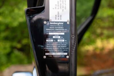  55万5000ドル（邦貨換算約8168万円）で落札されたランボルギーニ「カウンタック 25thアニバーサリー」（C）Courtesy of RM Sotheby's