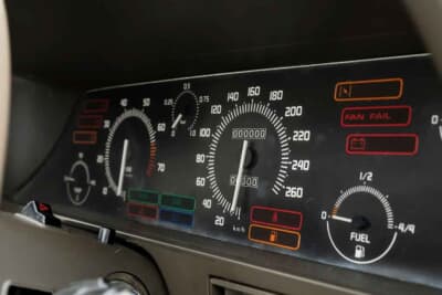 価格応談で現在も販売中のロータス「エトナ」(C)Courtesy of Broad Arrow