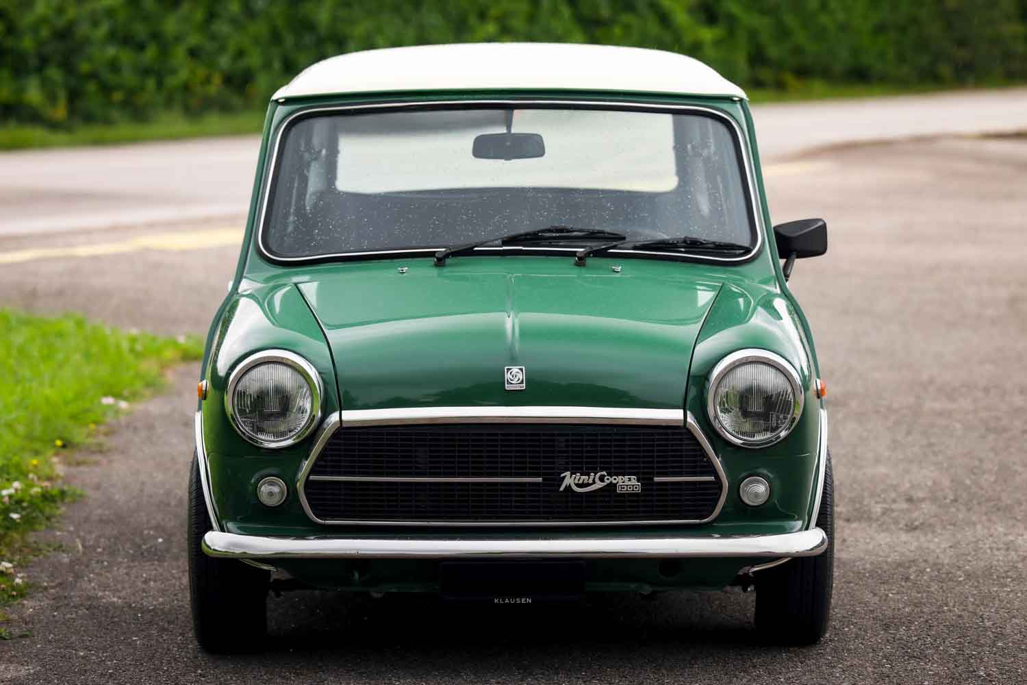 イタリアで生産されたOEM版ミニ・クーパー1300の意外なる落札価格