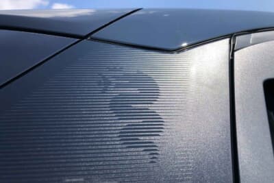 アルファ ロメオ ジュニア：Cピラーにはさりげなくビショーネ（蛇）の姿が