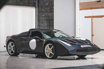 121万5000ドル(邦貨換算約1億7882万円)で落札されたフェラーリ「F150 M4」(C)Courtesy of RM Sotheby's