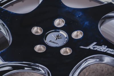 KRANZE BAZREIA ID（ウェッズ クレンツェ ）：スポークは、軽やかさとディッシュの重厚感を兼ね備えたオンリーワンのディスクフェイスを採用する