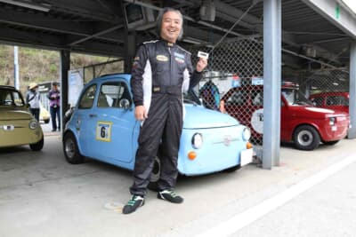 フィアット 500R：ゆきのりさんは、水色チンクの他に2018年式トヨタ プロボックスも所有している