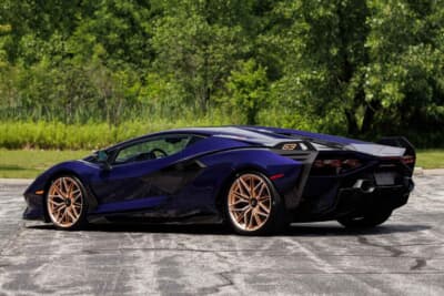 237万ドル（邦貨換算約3億4880万円）で落札されたランボルギーニ「シアン FKP37」（C）Courtesy of RM Sotheby's