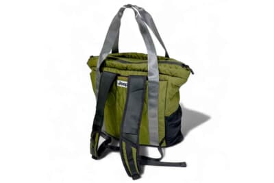 Jeepラングラー アンリミテッド スポーツ ’41 エディション：成約プレゼントのJEEP®︎×POLeRキャップ＆バッグ＋キーホルダーセット