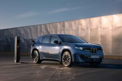 BMW iX3：400kWのDC急速充電ステーションを利用で、わずか10分で最大372kmの航続距離を回復