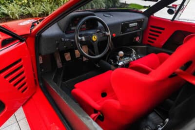 1100万5000ドル（邦貨換算約16億3600万円）で落札されたフェラーリ「F40コンペティツィオーネ」（C）Courtesy of RM Sotheby's